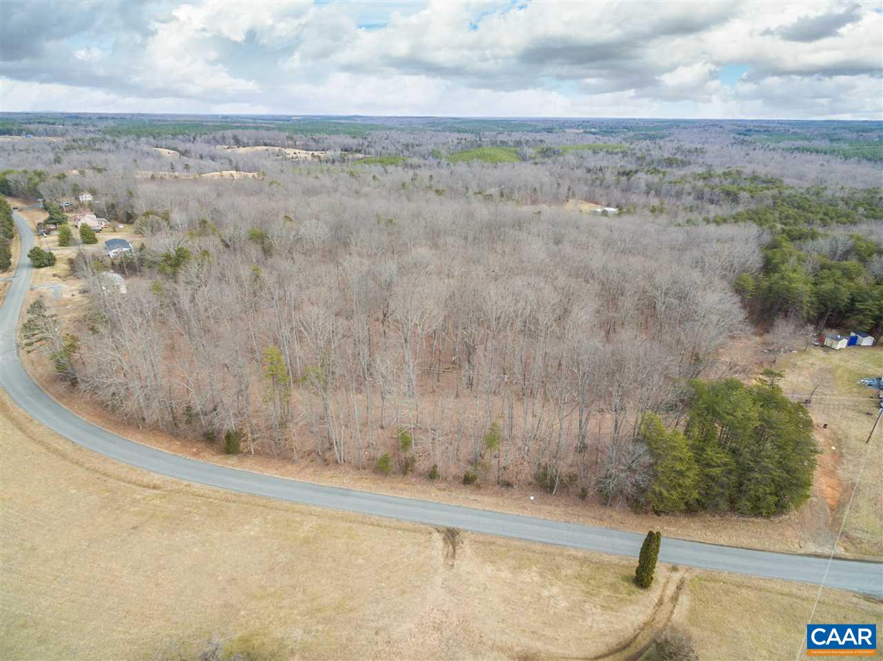 49-7 Shores Road Palmyra, VA 22963 - Photo 3 of 20 Gallery Image 3
