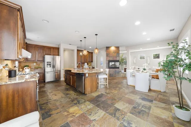 $1,125,000 | 1029 Vista Oak Place, Chula Vista, CA 91910