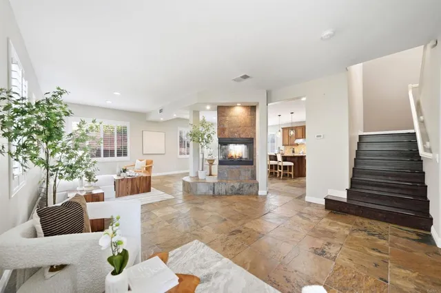 $1,125,000 | 1029 Vista Oak Place, Chula Vista, CA 91910