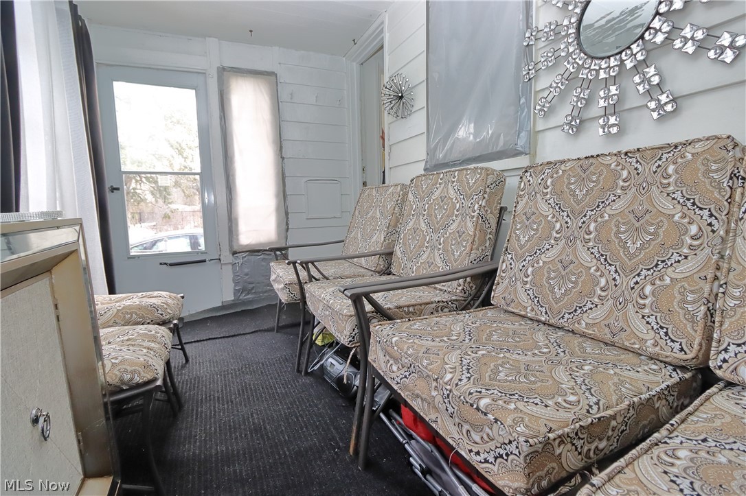 1529 South Noble Road Cleveland, OH 44121 - Photo 19 of 27 Gallery Image 19