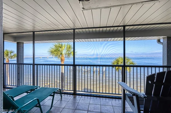 $849,900 | 760 Sextant Drive, Unit 223, Sanibel, FL 33957