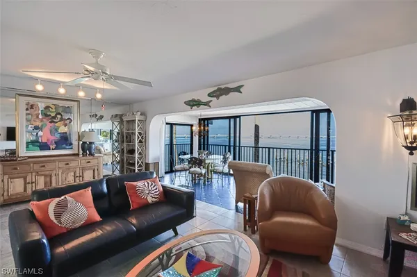 $849,900 | 760 Sextant Drive, Unit 223, Sanibel, FL 33957