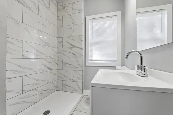 $299,900 | 2875 North 50th Street, Unit 2877, Milwaukee, WI 53210