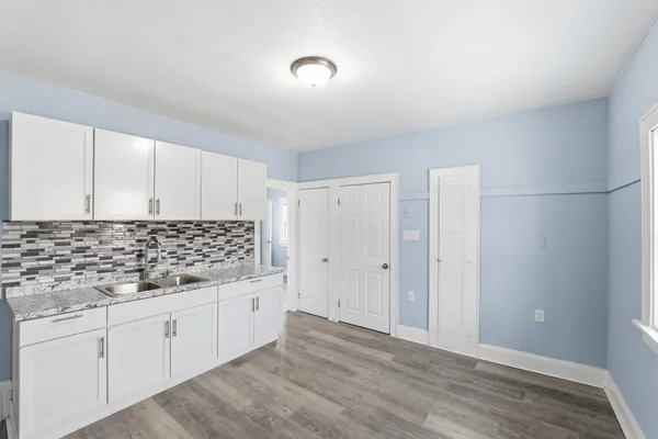 $299,900 | 2875 North 50th Street, Unit 2877, Milwaukee, WI 53210