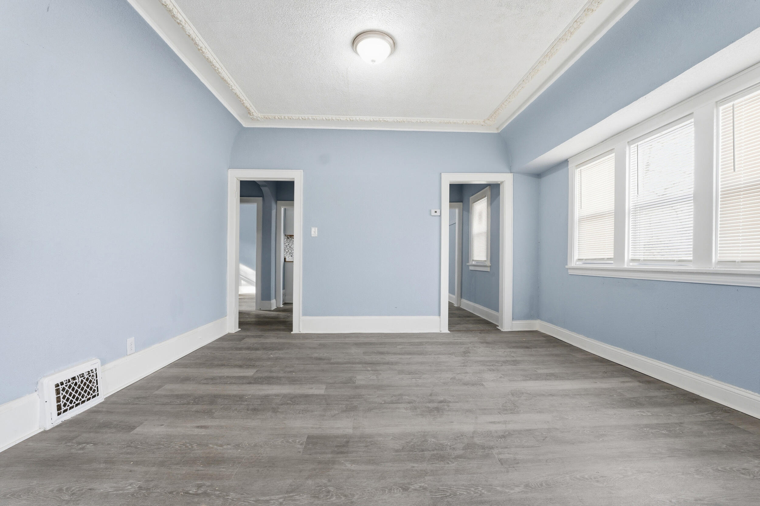 2875 North 50th Street, Unit 2877 Milwaukee, WI 53210 - Photo 26 of 33 Upper Unit