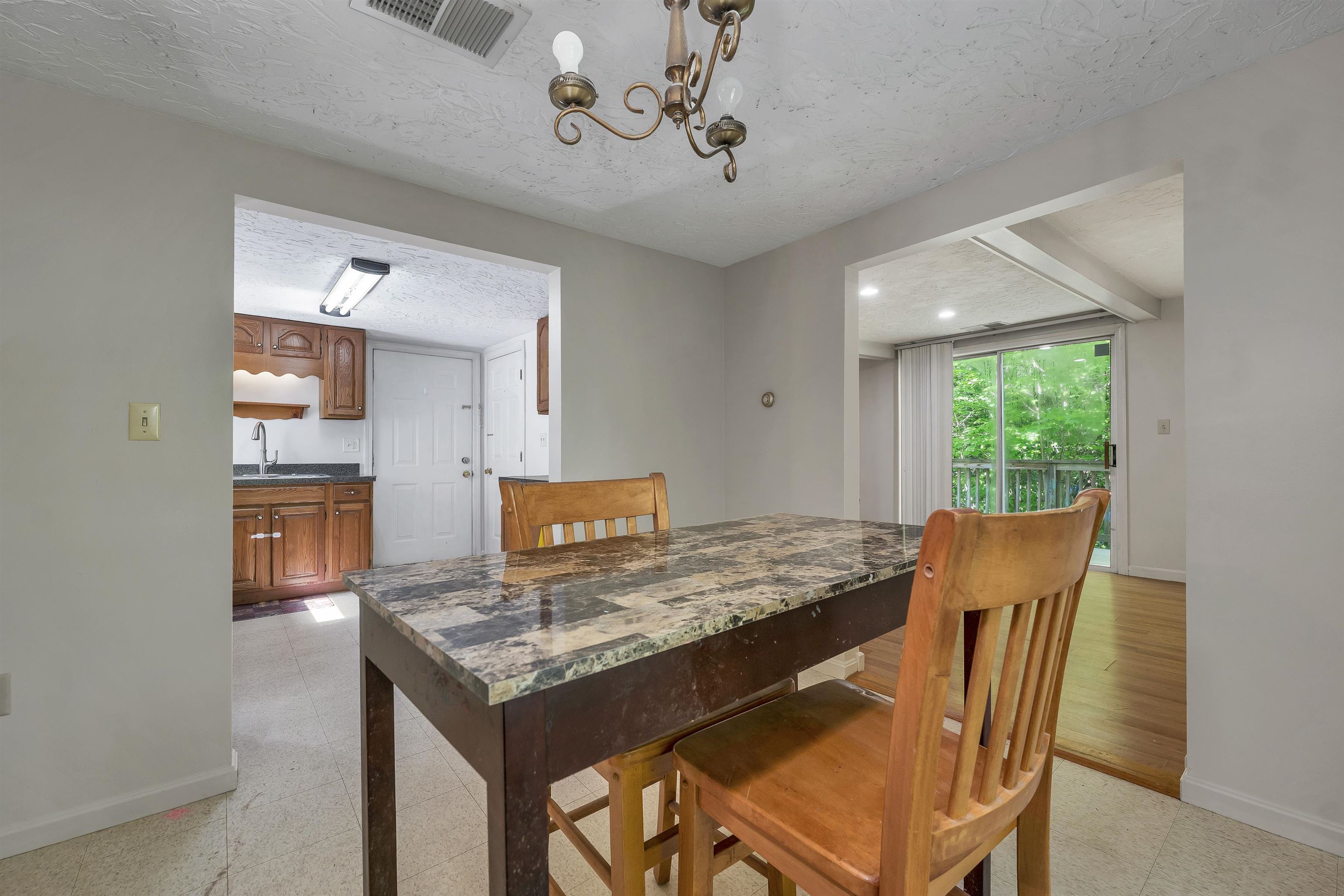 39 Summit Street Franklin, NH 03235 - Photo 19 of 49