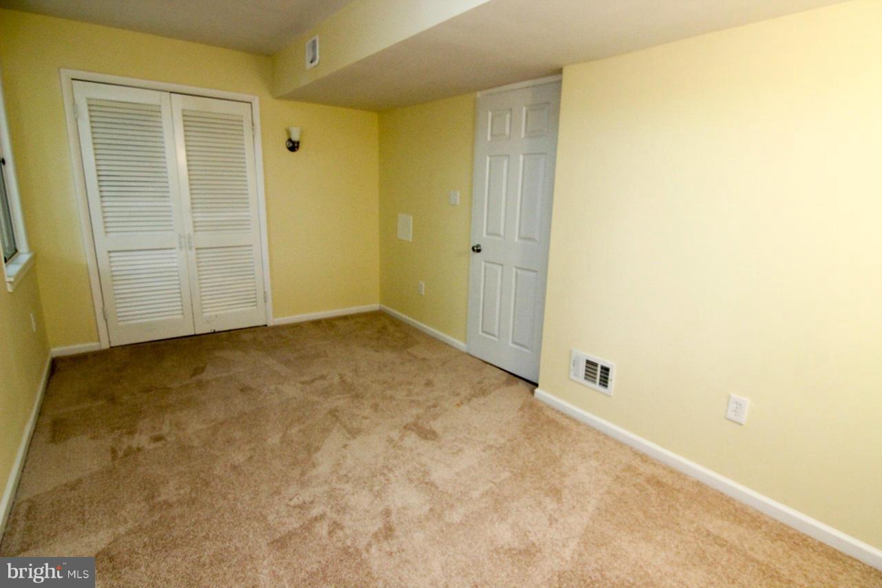 1536 Winding Waye Lane Silver Spring, MD 20902 - Photo 18 of 28 Bedroom