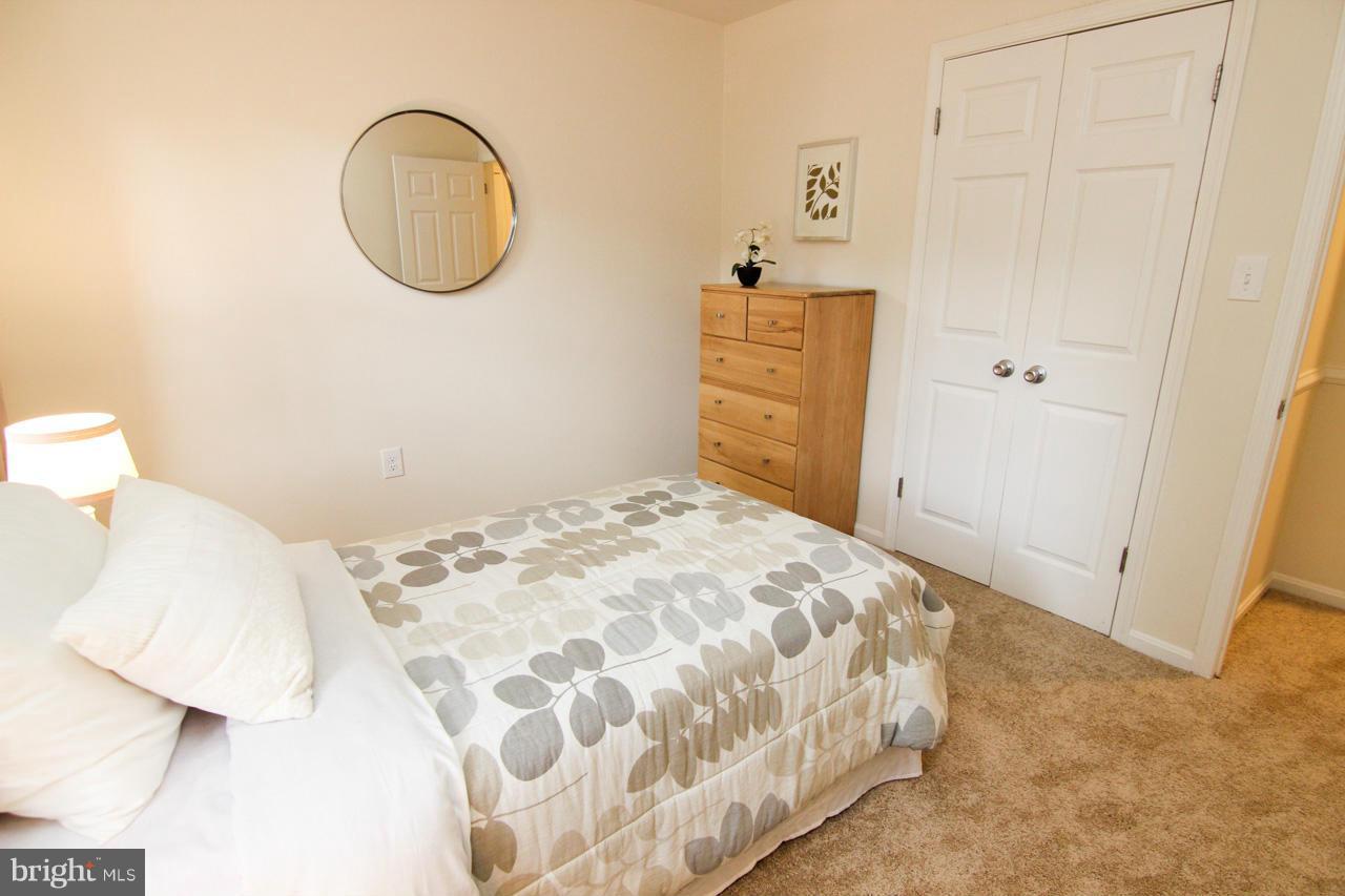 1536 Winding Waye Lane Silver Spring, MD 20902 - Photo 20 of 28 Bedroom
