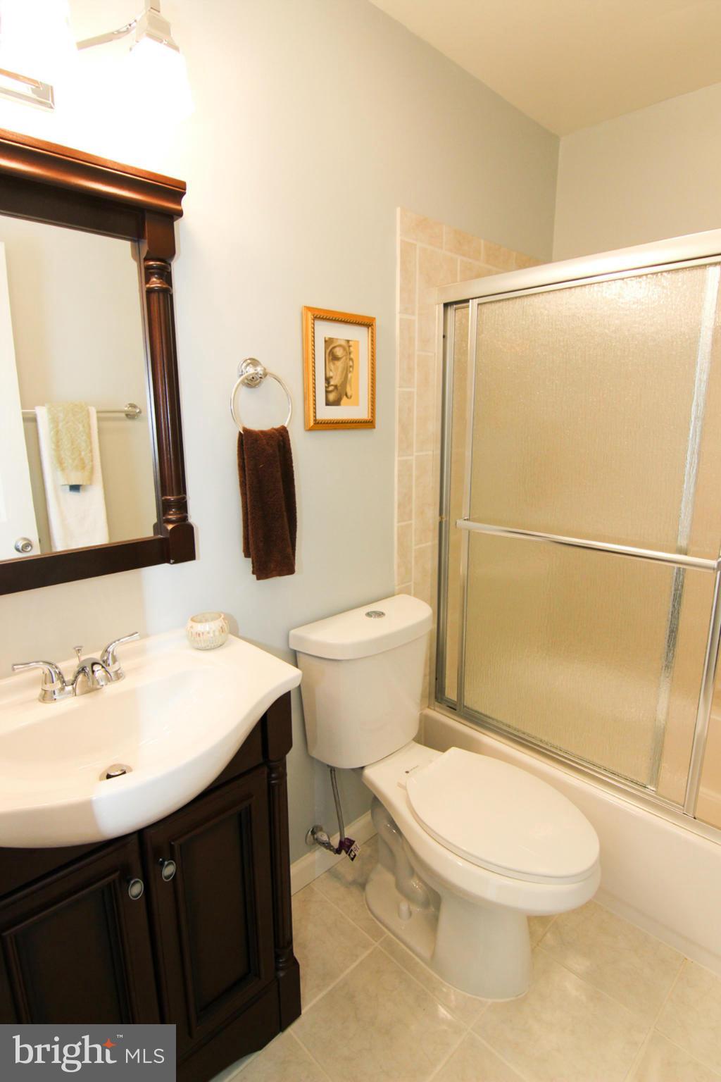 1536 Winding Waye Lane Silver Spring, MD 20902 - Photo 21 of 28 Bath