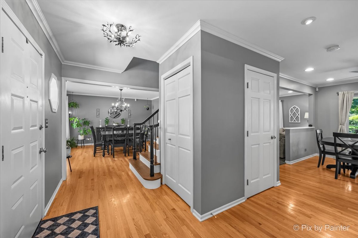612 Rosedale Avenue Roselle, IL 60172 - Photo 7 of 71 Gallery Image 7