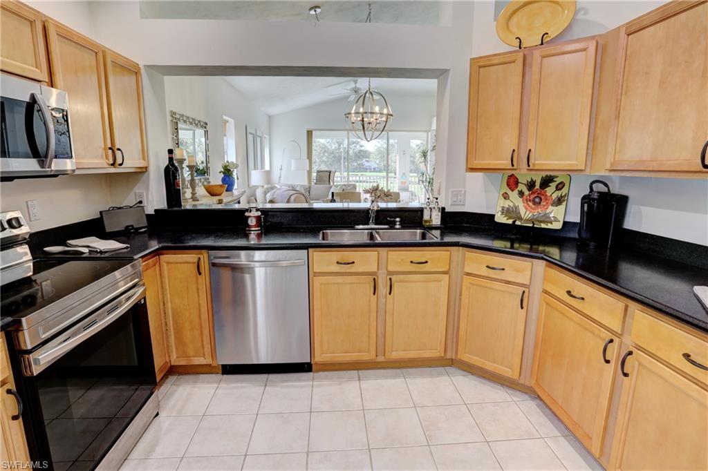 486 Edgemere Way East, Unit 2 Naples, FL 34105 - Photo 14 of 46 Gallery Image 14