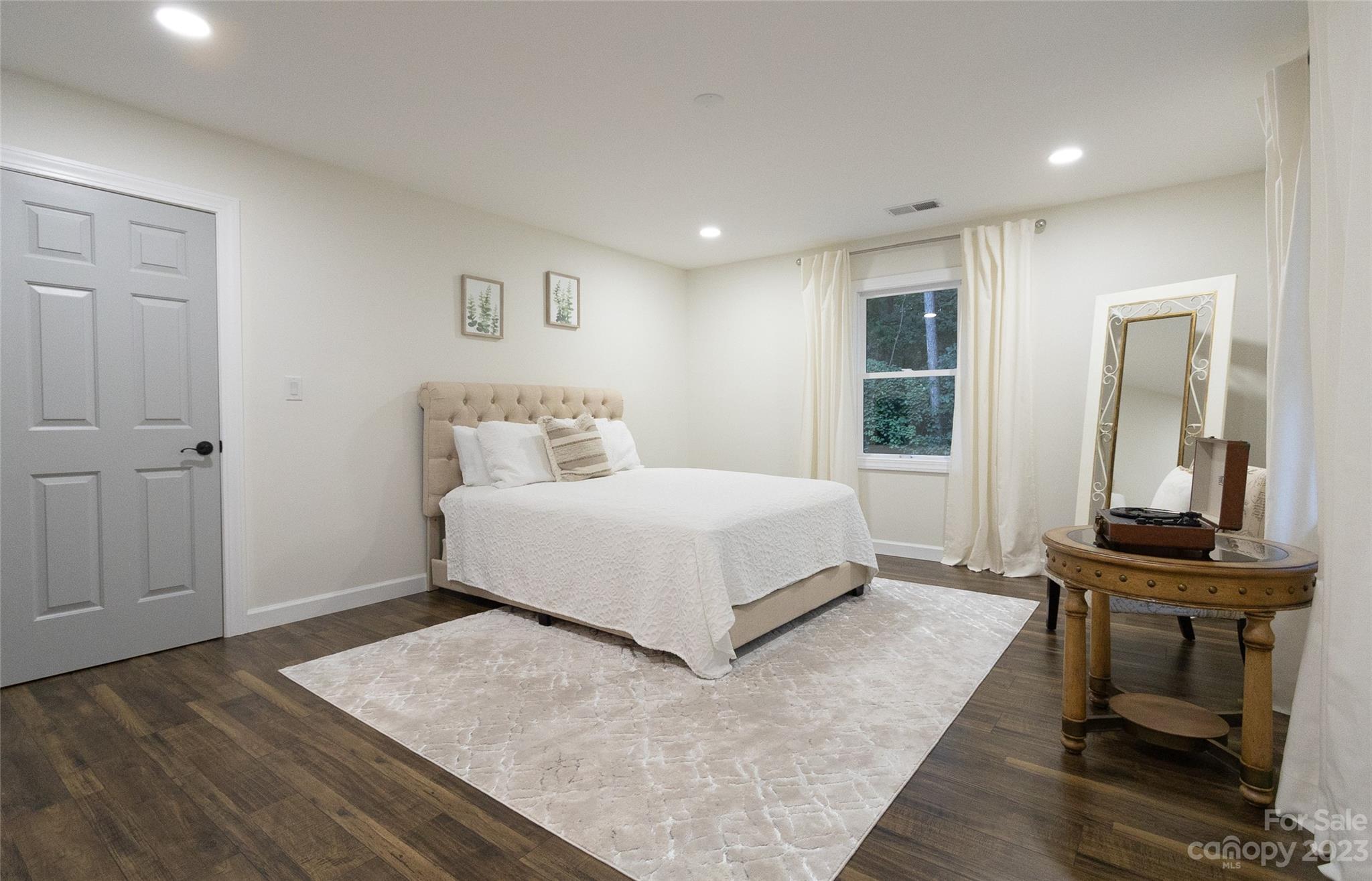 6749 Tree Hill Road Matthews, NC 28104 - Photo 17 of 31 Gallery Image 17