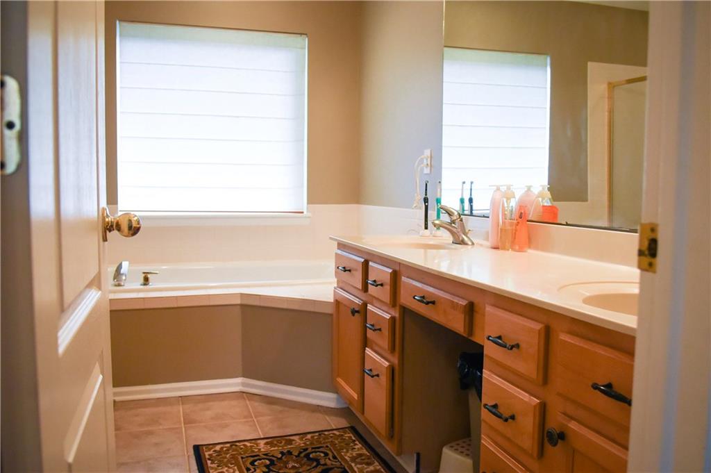 6374 Timberbluff Circle Avon, IN 46123 - Photo 38 of 57