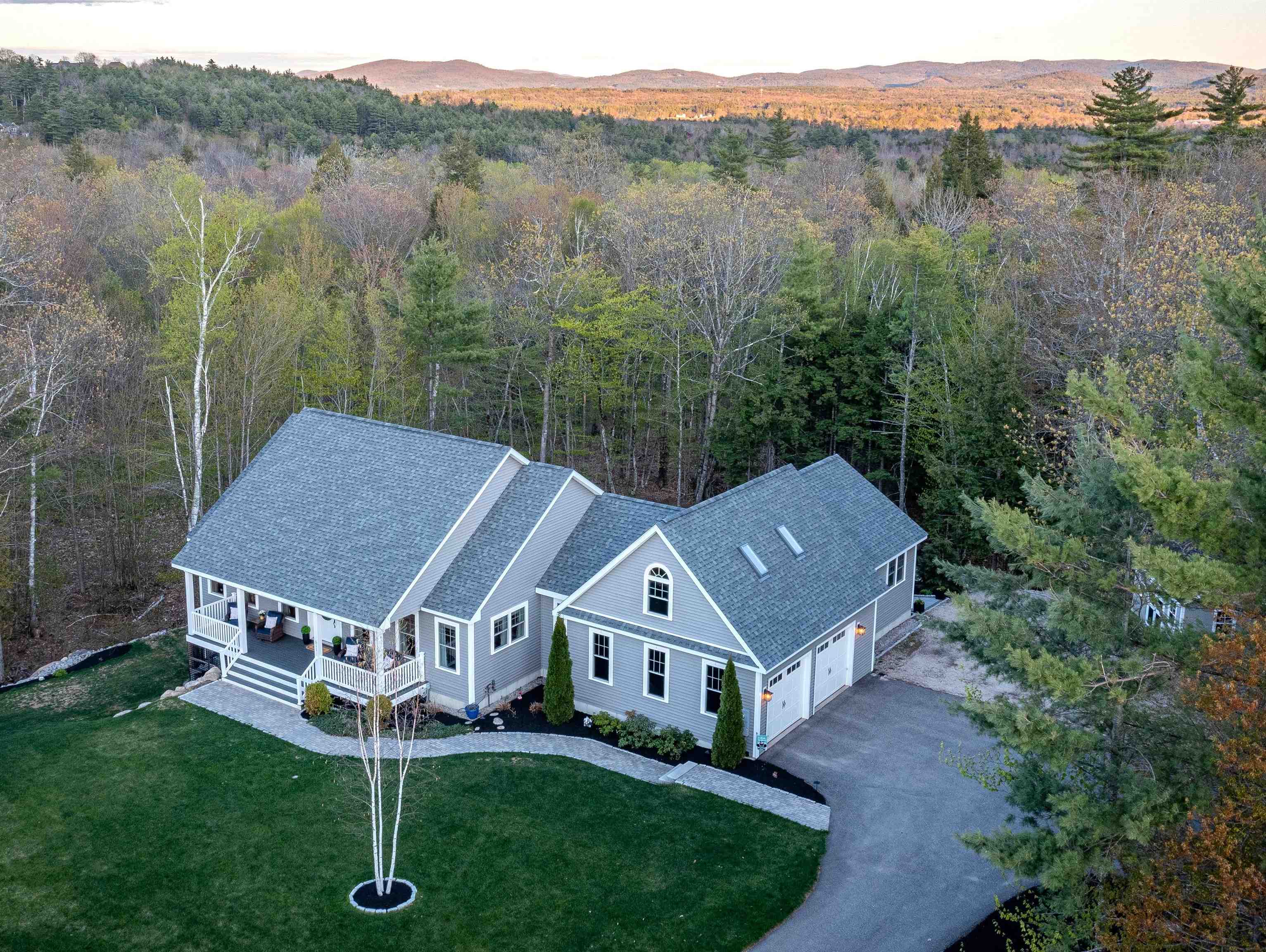 511 Grandview Road Conway, NH 03818 - Photo 1 of 60
