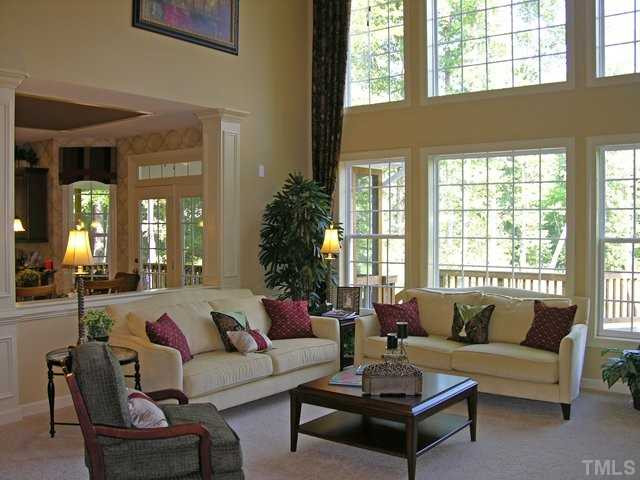 303 Brandywine Drive Raleigh, NC 27607 - Photo 4 of 24 Den/Family/Great Room
