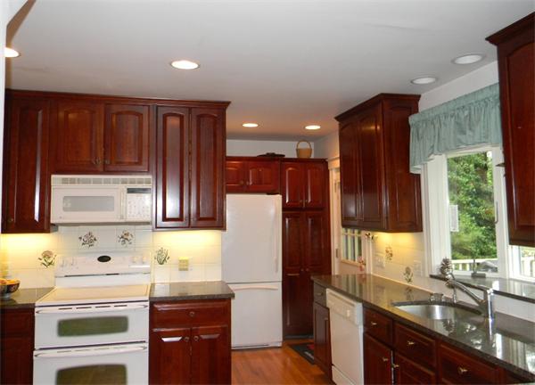 11 Leighton Road Newton, MA 02466 - Photo 20 of 27 Gallery Image 20