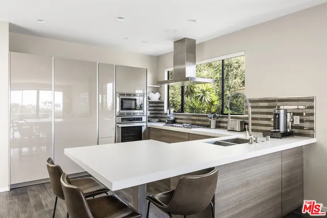 $11,500 | 348 Y Place, Laguna Beach, CA 92651