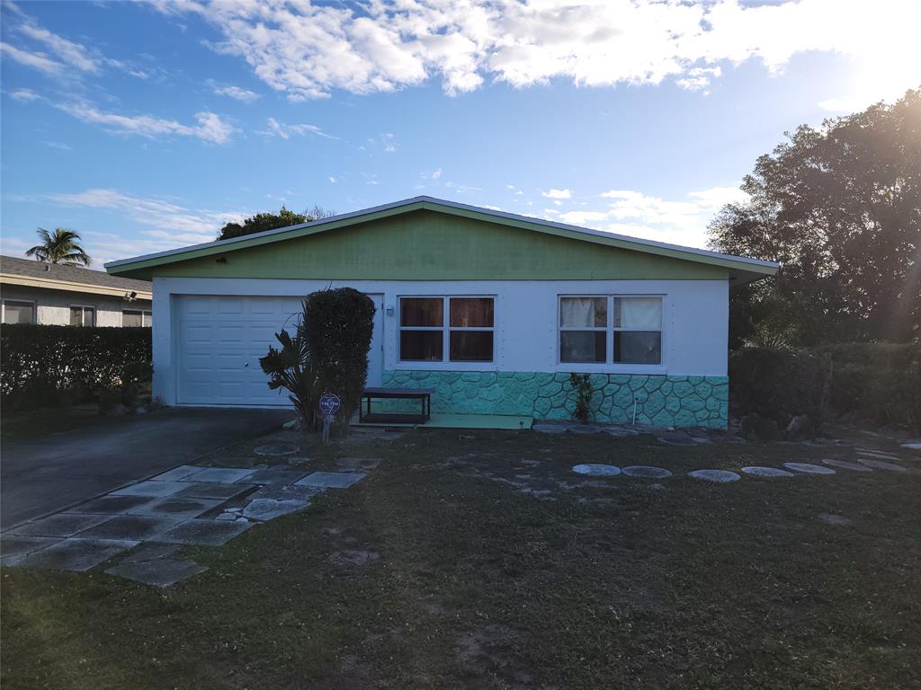 629 Southwest 8th Avenue Delray Beach, FL 33444 - Photo 3 of 19