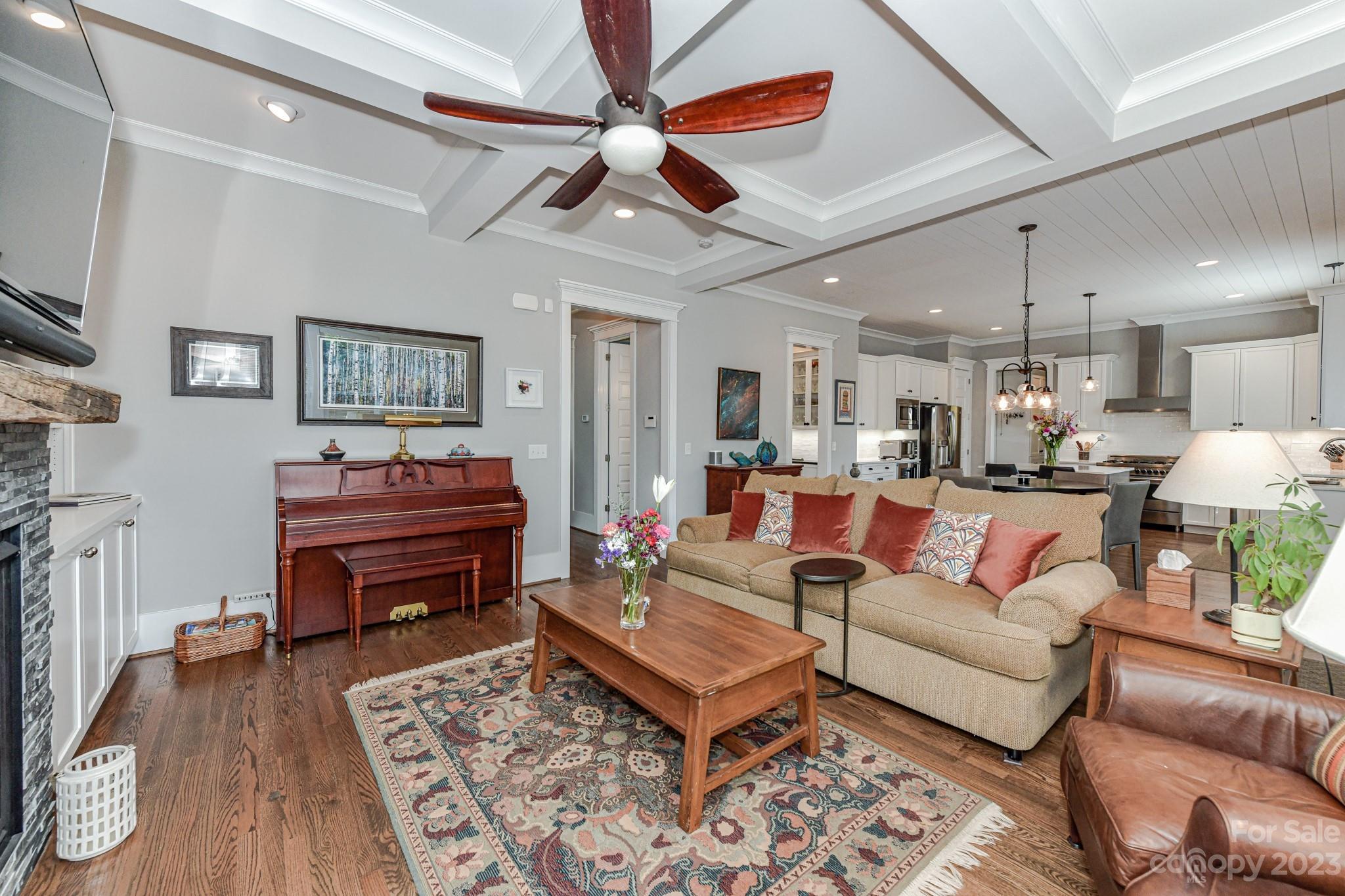 647 Marsh Road Charlotte, NC 28209 - Photo 16 of 46 Gallery Image 16