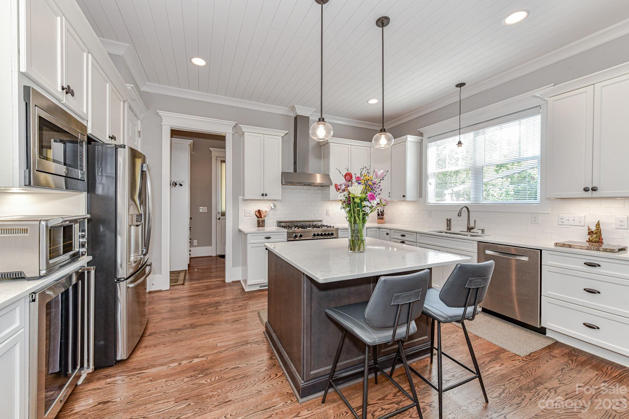 647 Marsh Road Charlotte, NC 28209 - Photo 17 of 46 Gallery Image 17