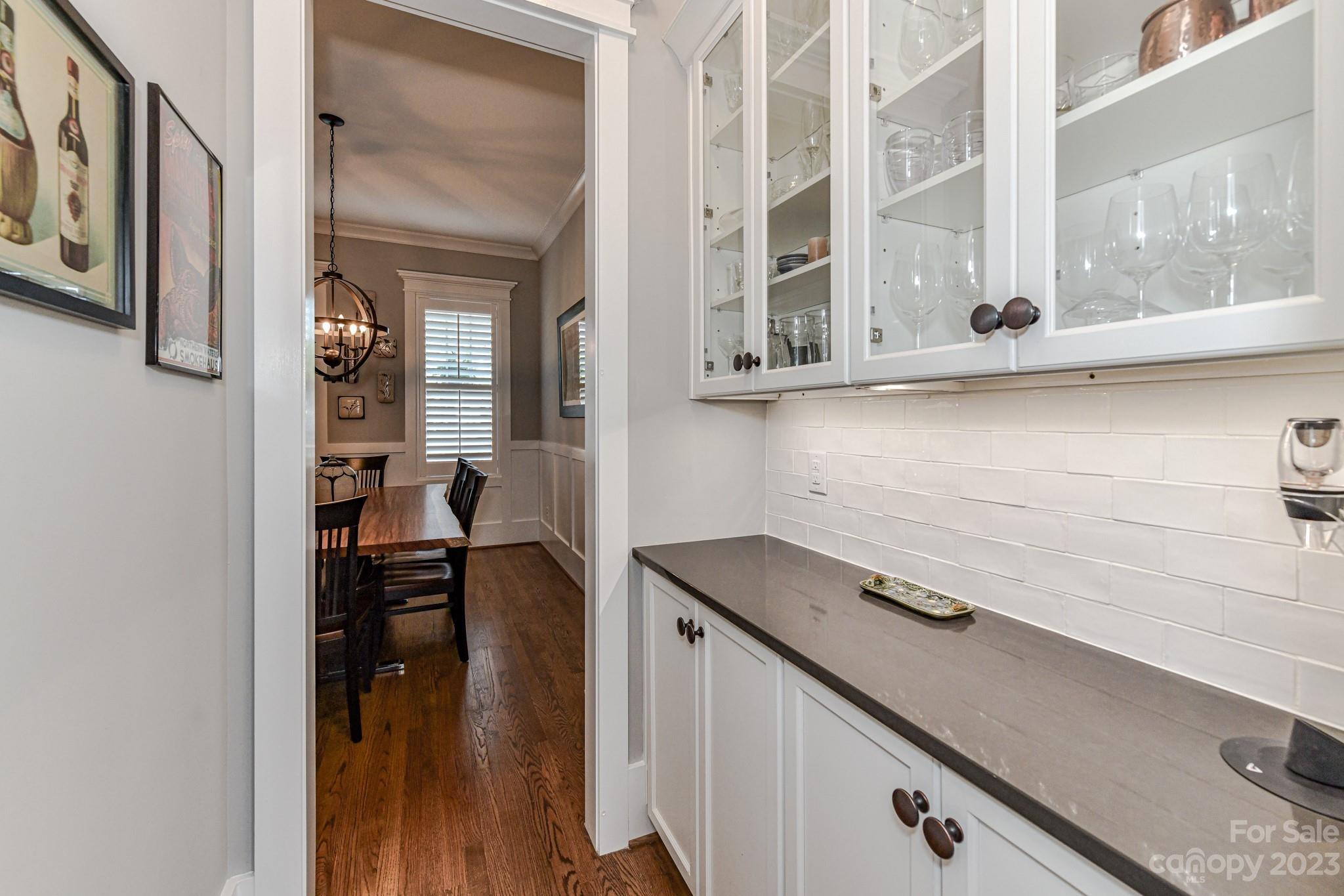 647 Marsh Road Charlotte, NC 28209 - Photo 21 of 46 Gallery Image 21