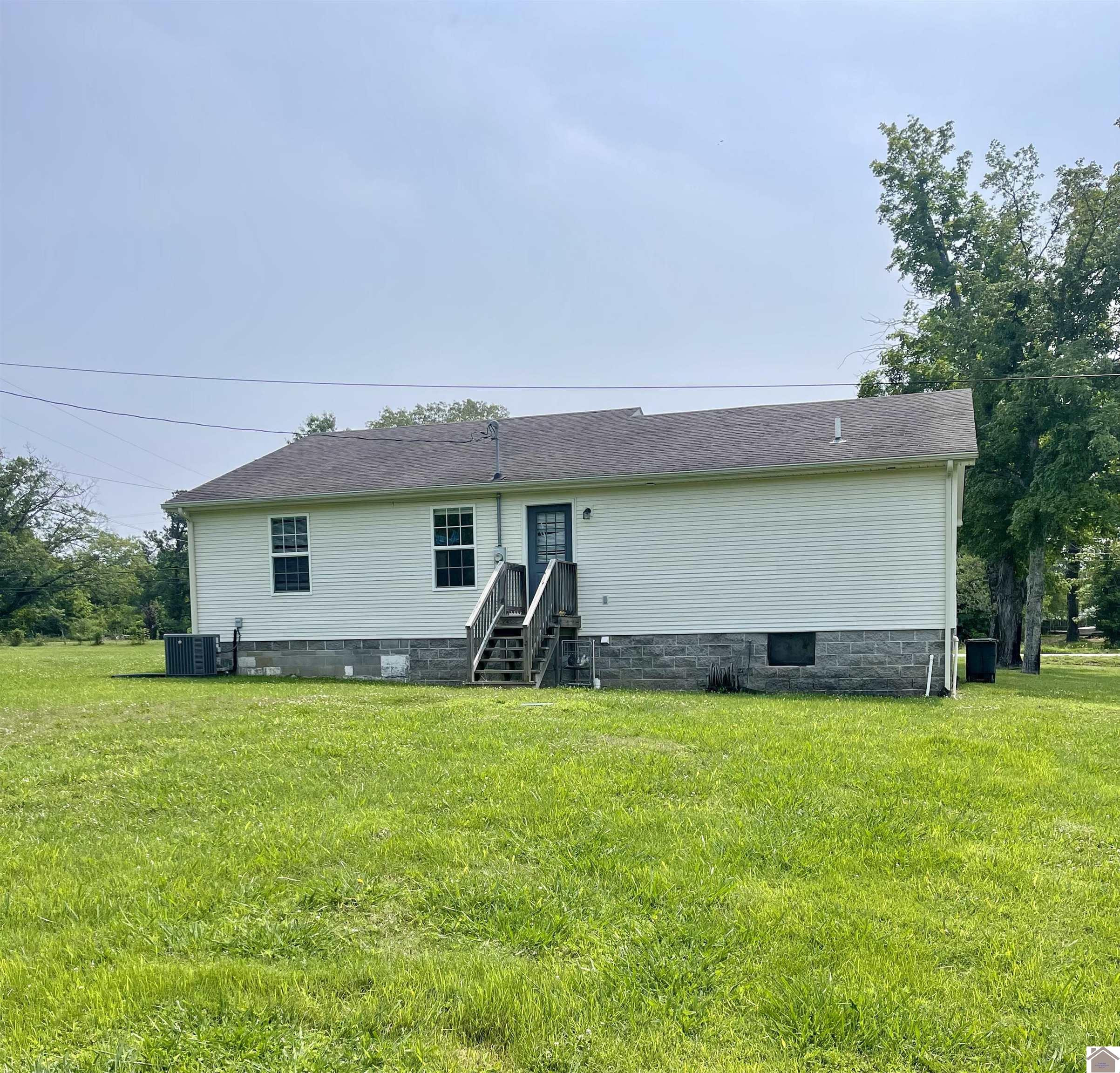 1783 Radio Road Almo, KY 42020 - Photo 17 of 19 Rear view