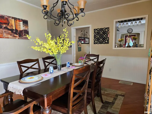 $275,000 | 840 Blackjack Road, Blandinsville, IL 61420