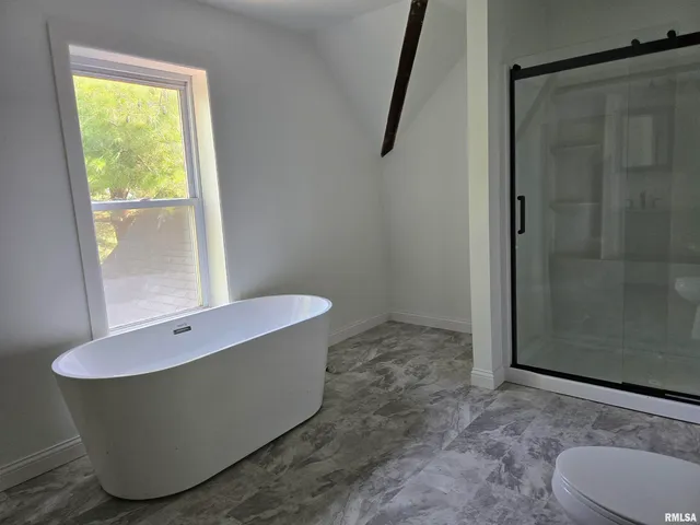 $275,000 | 840 Blackjack Road, Blandinsville, IL 61420