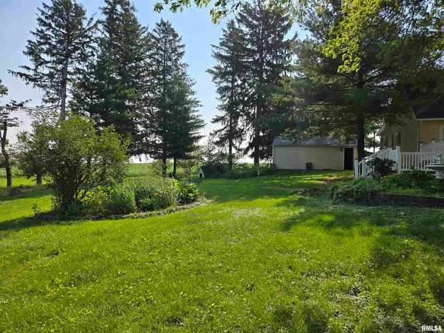 $275,000 | 840 Blackjack Road, Blandinsville, IL 61420