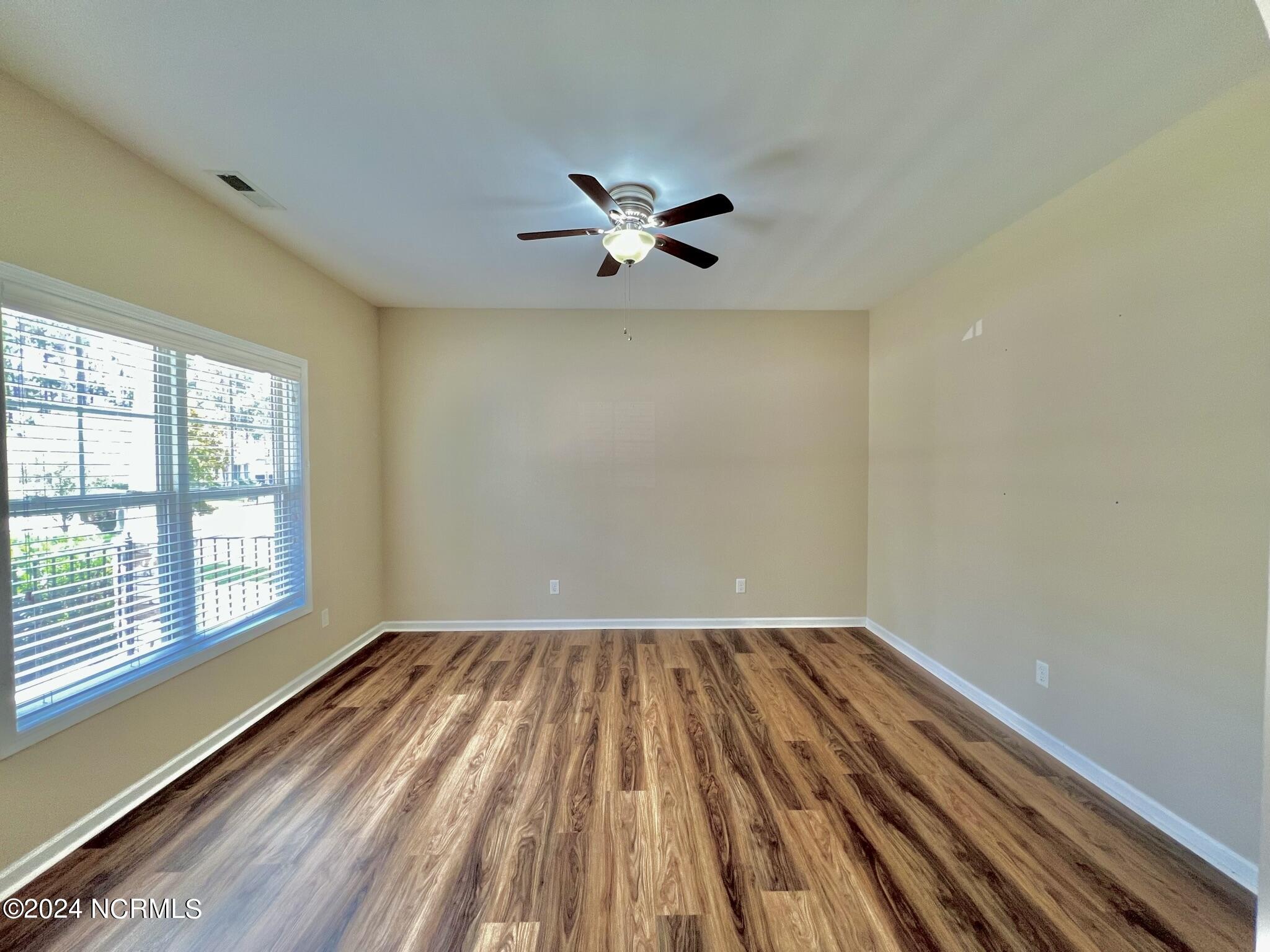 712 Sun Road Aberdeen, NC 28315 - Photo 5 of 39 712 Sun Road Office