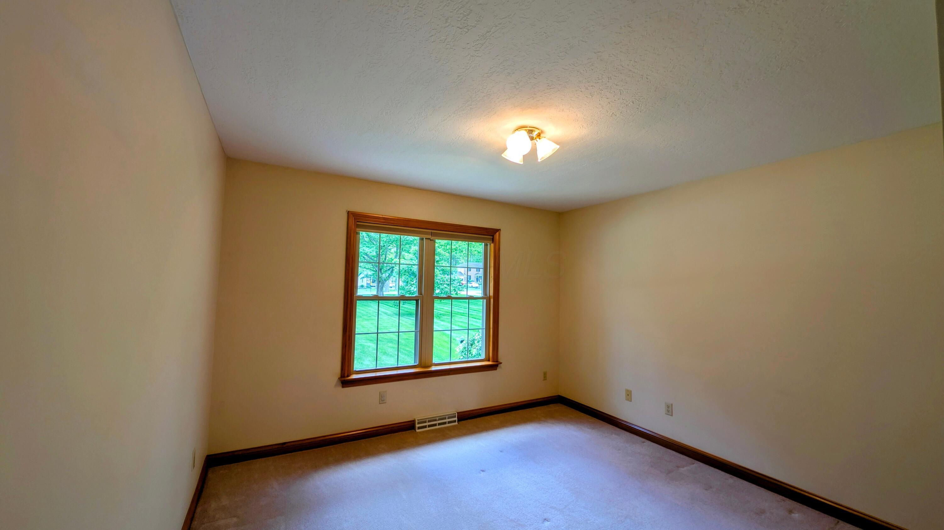 233 Greenbrier Road Sunbury, OH 43074 - Photo 17 of 25 17