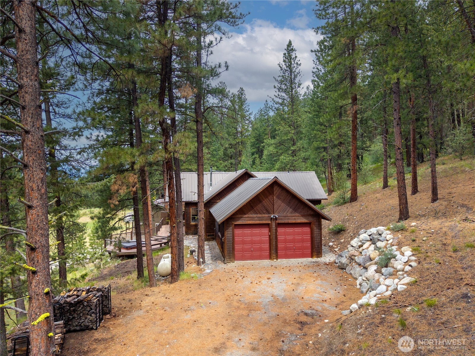 32 Cassal Road Winthrop, WA 98862 - Photo 3 of 35