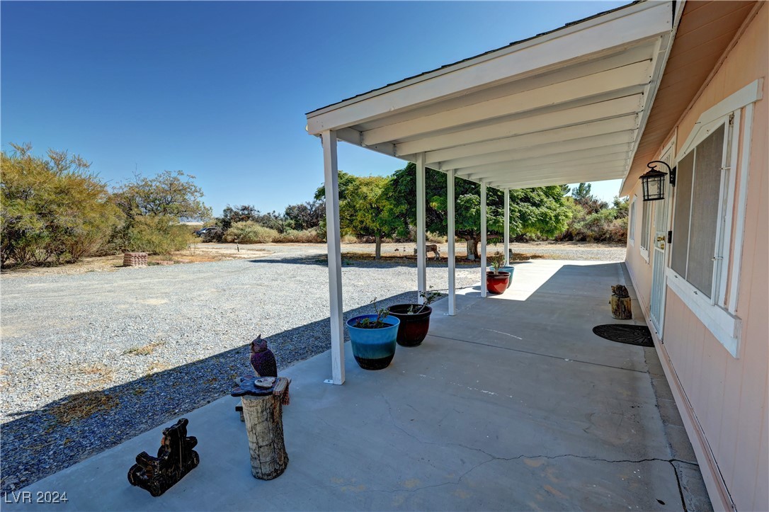 4800 Laughlin Road Pahrump, NV 89048 - Photo 5 of 56