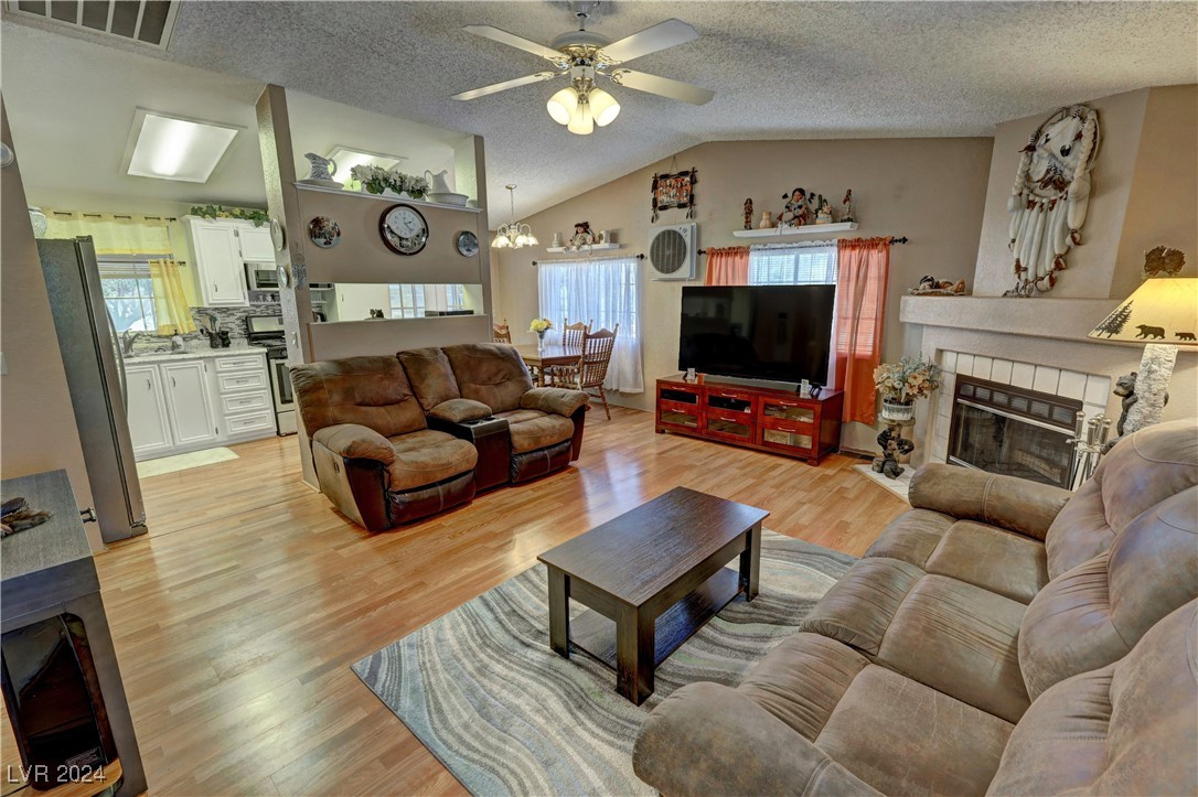 4800 Laughlin Road Pahrump, NV 89048 - Photo 10 of 56