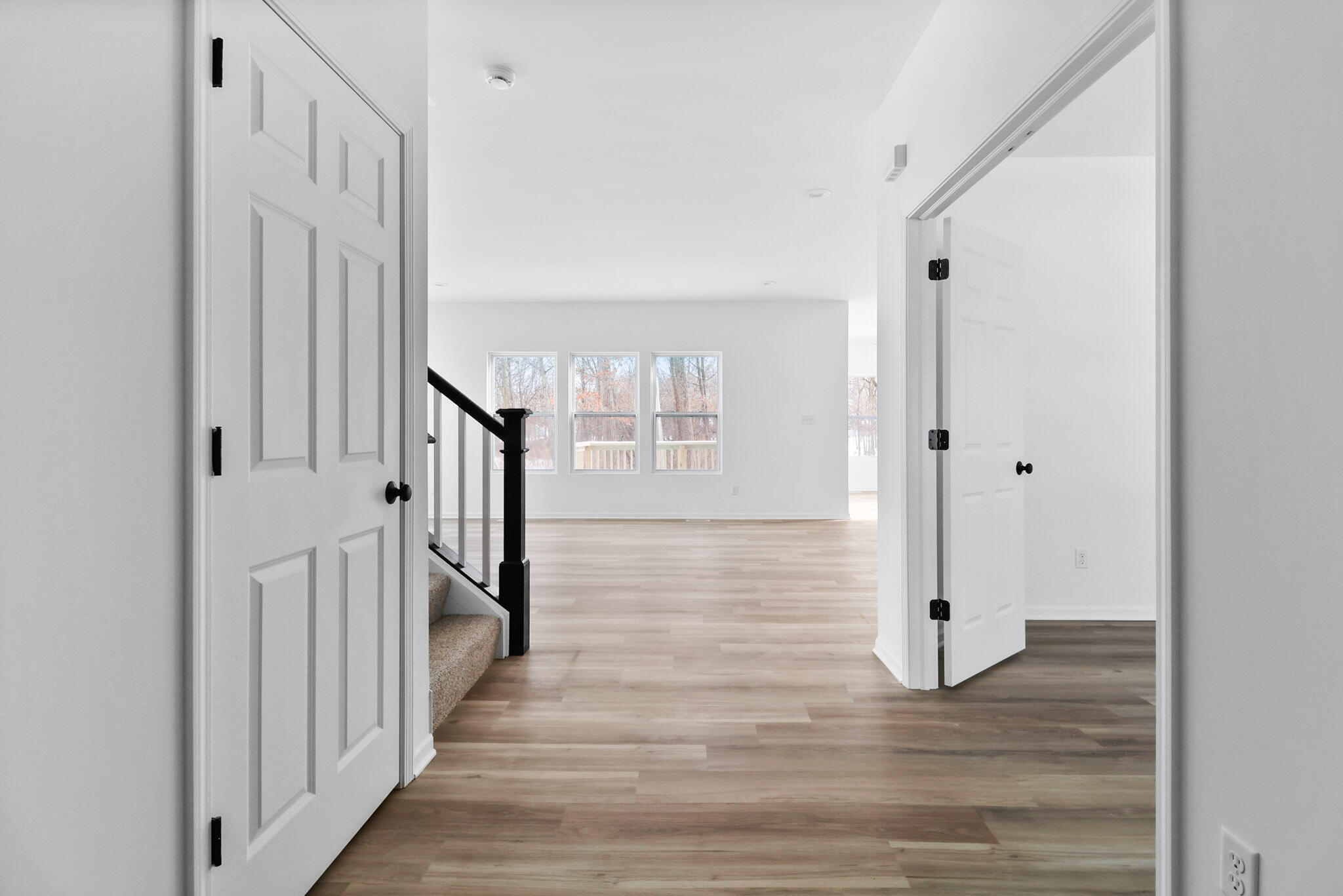 10473 California Street Crown Point, IN 46307 - Photo 12 of 24 2048x1367