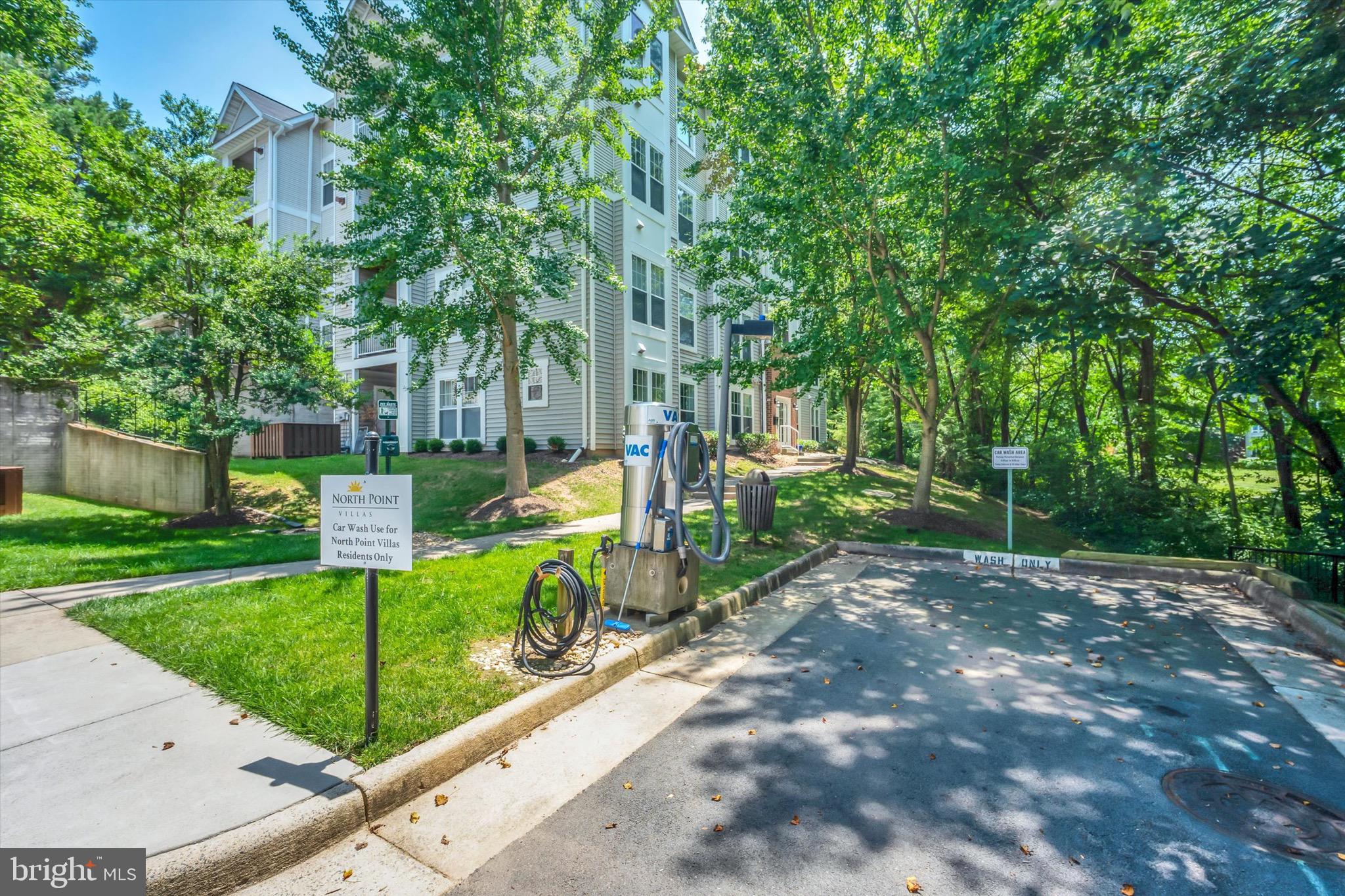 1516 North Point Drive, Unit 1 Reston, VA 20194 - Photo 27 of 32 Community Car Wash area steps from Unit