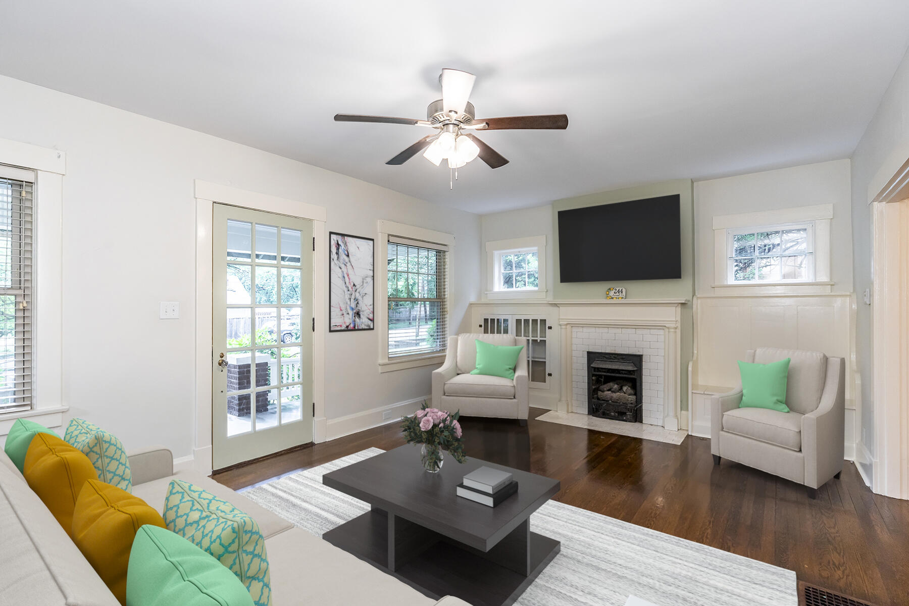 244 McDowell Road Lexington, KY 40502 - Photo 5 of 43 Third living room