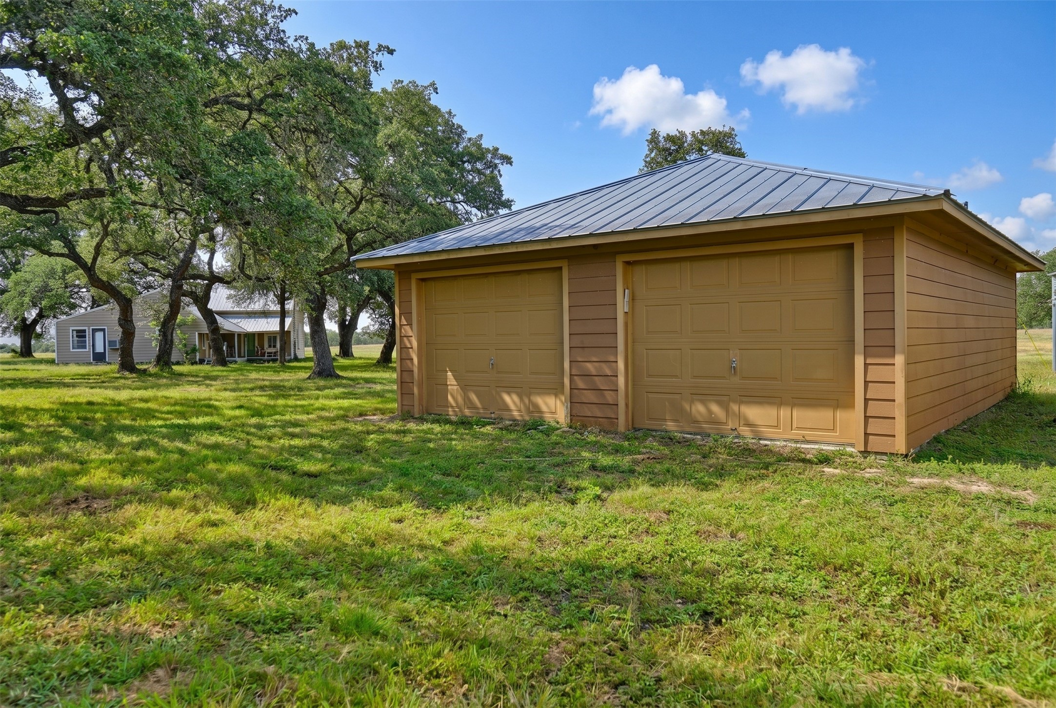 10100 Harmon School Road Burton, TX 77835 - Photo 23 of 26 View of additional two car garage