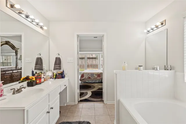 $360,000 | 427 Pinewood Ridge Drive, Spring, TX 77386