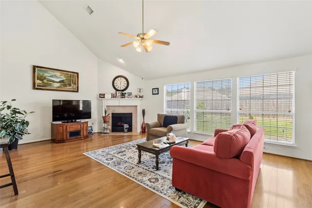 $360,000 | 427 Pinewood Ridge Drive, Spring, TX 77386