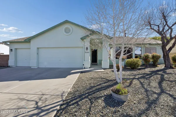 $469,000 | 7805 North Painted Vista Drive, Prescott Valley, AZ 86315