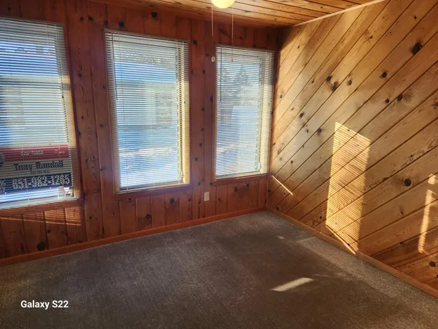 $189,900 | 30123 Olinda Trail, Unit 3, Lindstrom, MN 55045