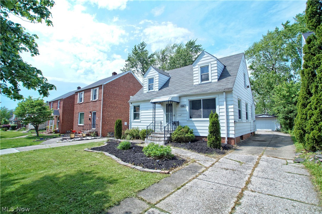 4191 Harwood Road South Euclid, OH 44121 - Photo 2 of 23