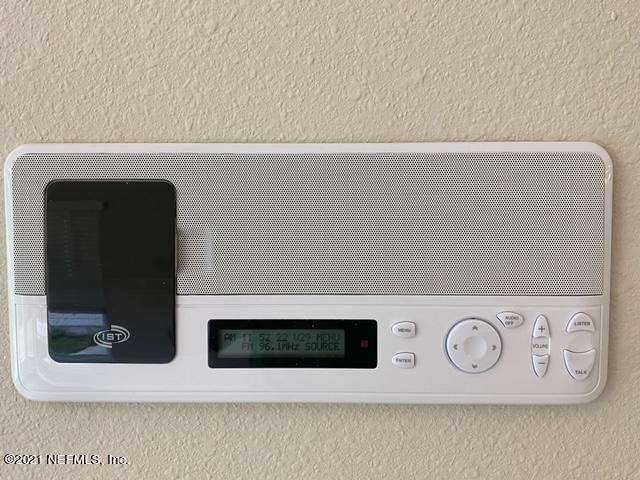 9731 Kevin Road Jacksonville, FL 32257 - Photo 7 of 19 image15