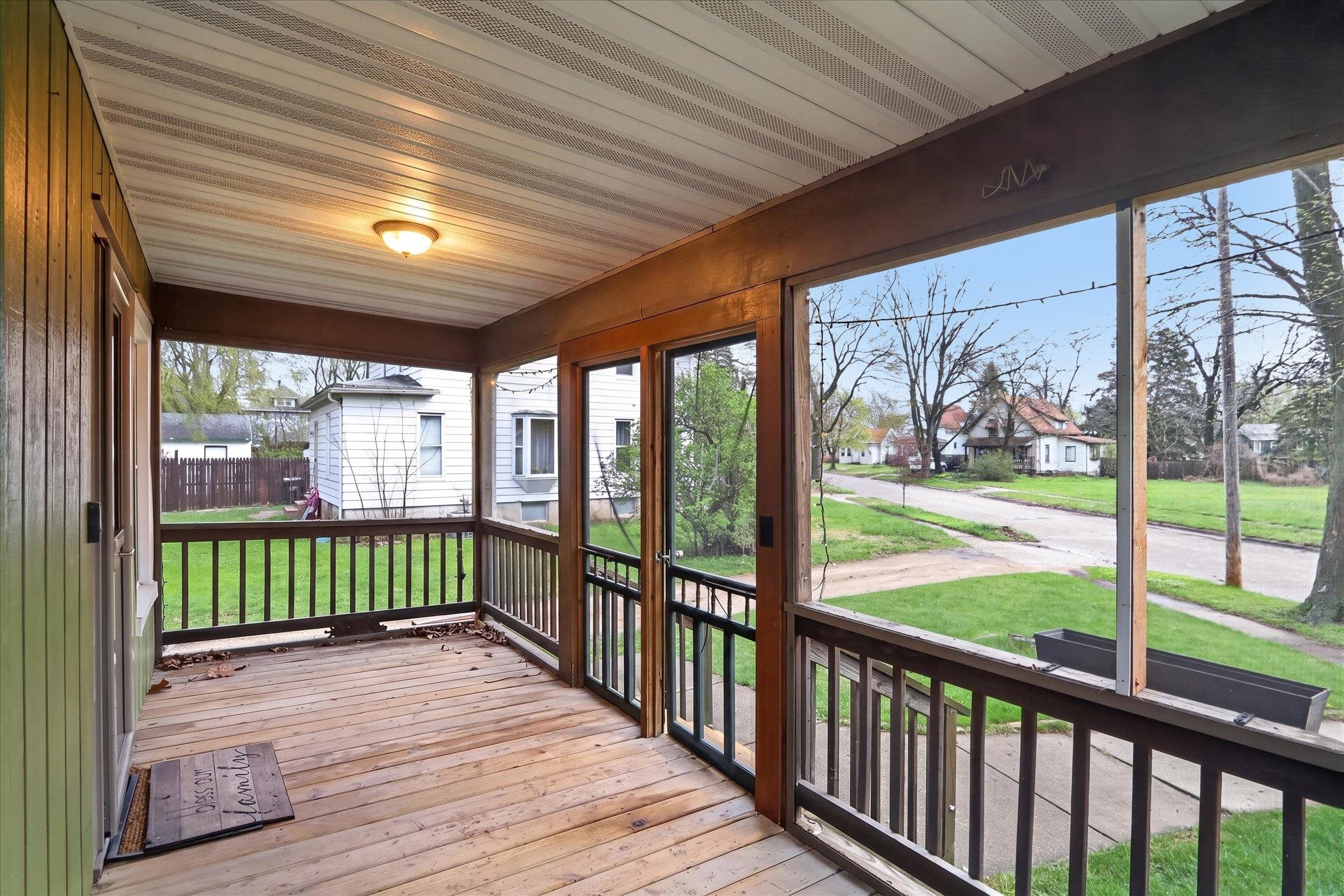 1108 Partridge Avenue Beloit, WI 53511 - Photo 4 of 40