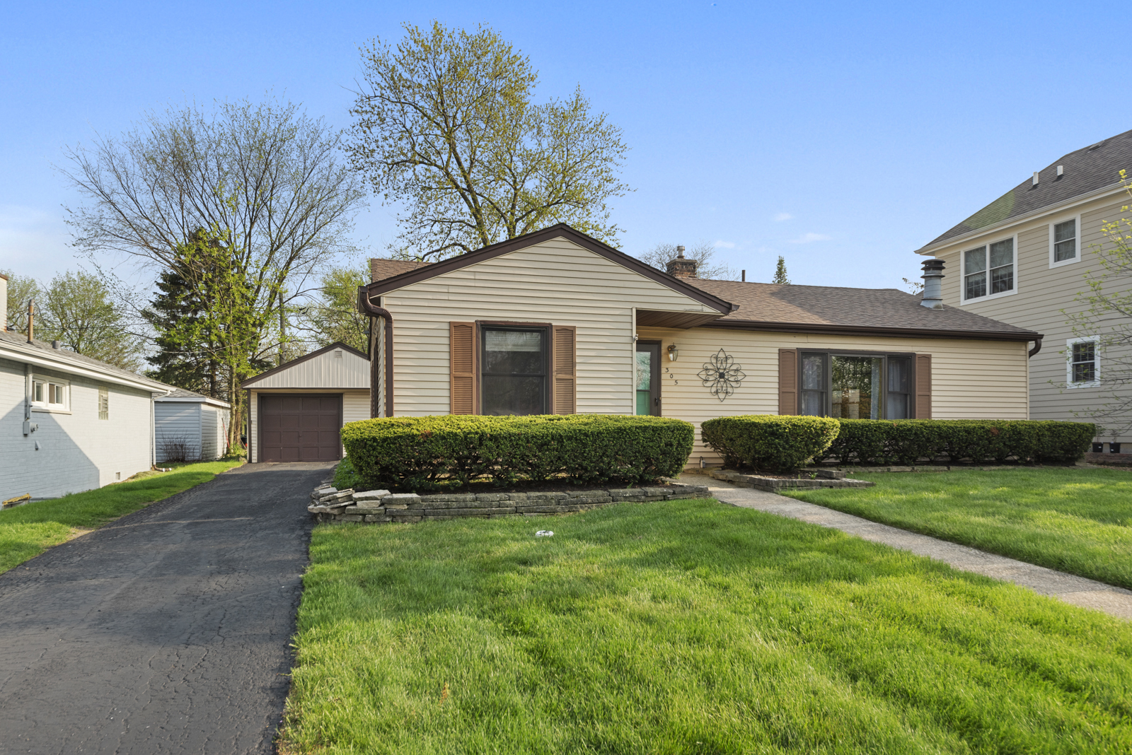 305 3rd Street Downers Grove, IL 60515 - Photo 2 of 21