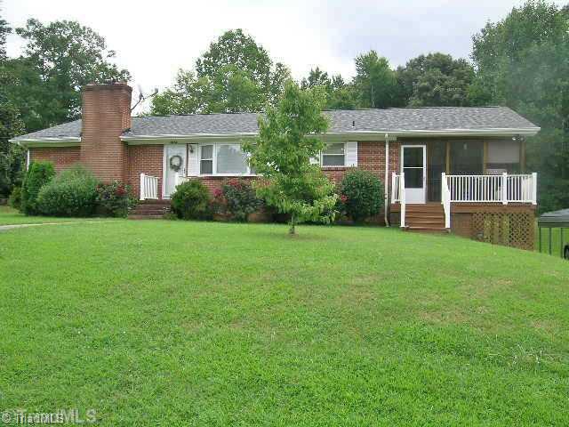 3824 Hastings Road Walkertown, NC 27051 - Photo 1 of 12 Exterior Front.