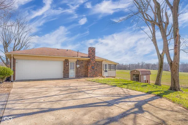 $290,000 | 15841 East 265 North, Columbus, IN 47203