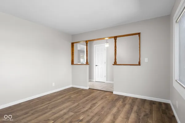 $290,000 | 15841 East 265 North, Columbus, IN 47203