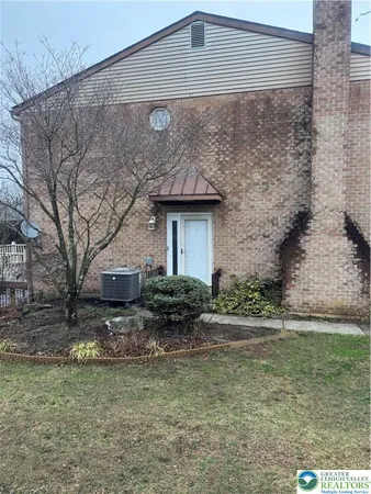 $2,500 | 1399 Presidential Drive, Whitehall, PA 18052